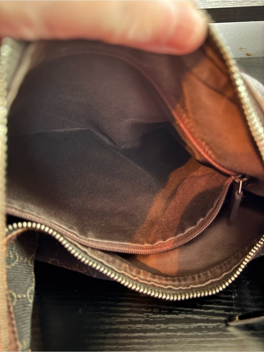 Vintage Gucci Dark Brown GG Monogram Canvas Hobo Bag - Tom Ford Era - Picture 16 of 16
